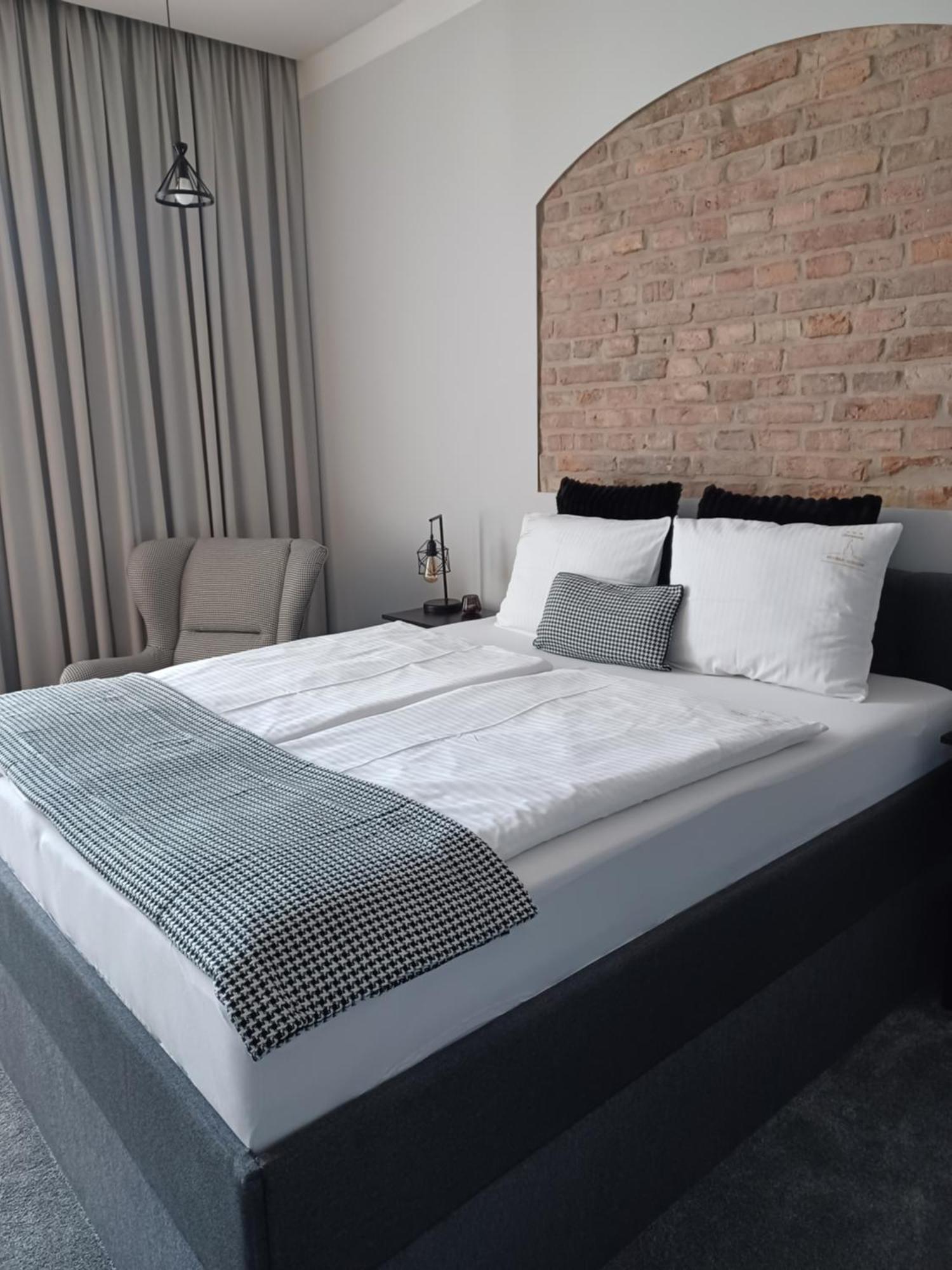 Apartamenty "Bulwar Gorzow" ゴジュフ・ヴィエルコポルスキ エクステリア 写真